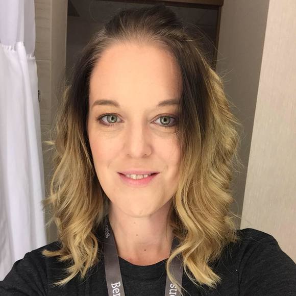 Meet your Posher, Jacki - Picture 1 of 1